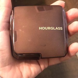 Hourglass Dim Light Lighting Powder